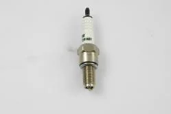 2-69062-d1e8474cfb065b94 CF MOTO 250NK BUJI - Görsel 1