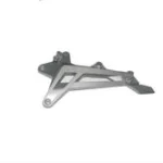 CF MOTO 150NK ARKA BASAMAK BRAKETI SAG